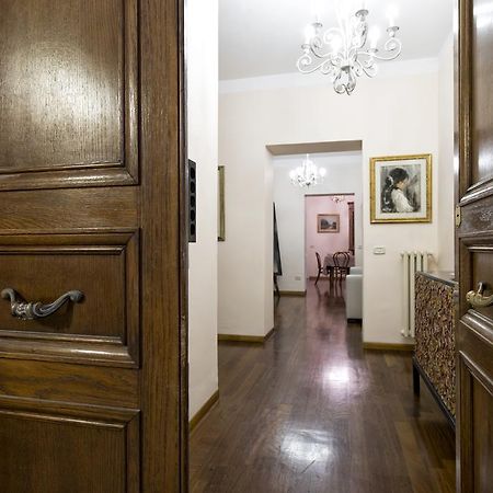 Fontana De Trevi Apartment Rom Rum bild